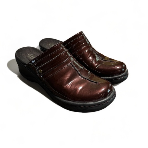 Clarks Bendable's Mules - Picture 3 of 4